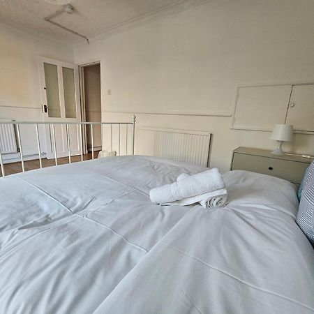 Towerhill Rooms Лондон Экстерьер фото