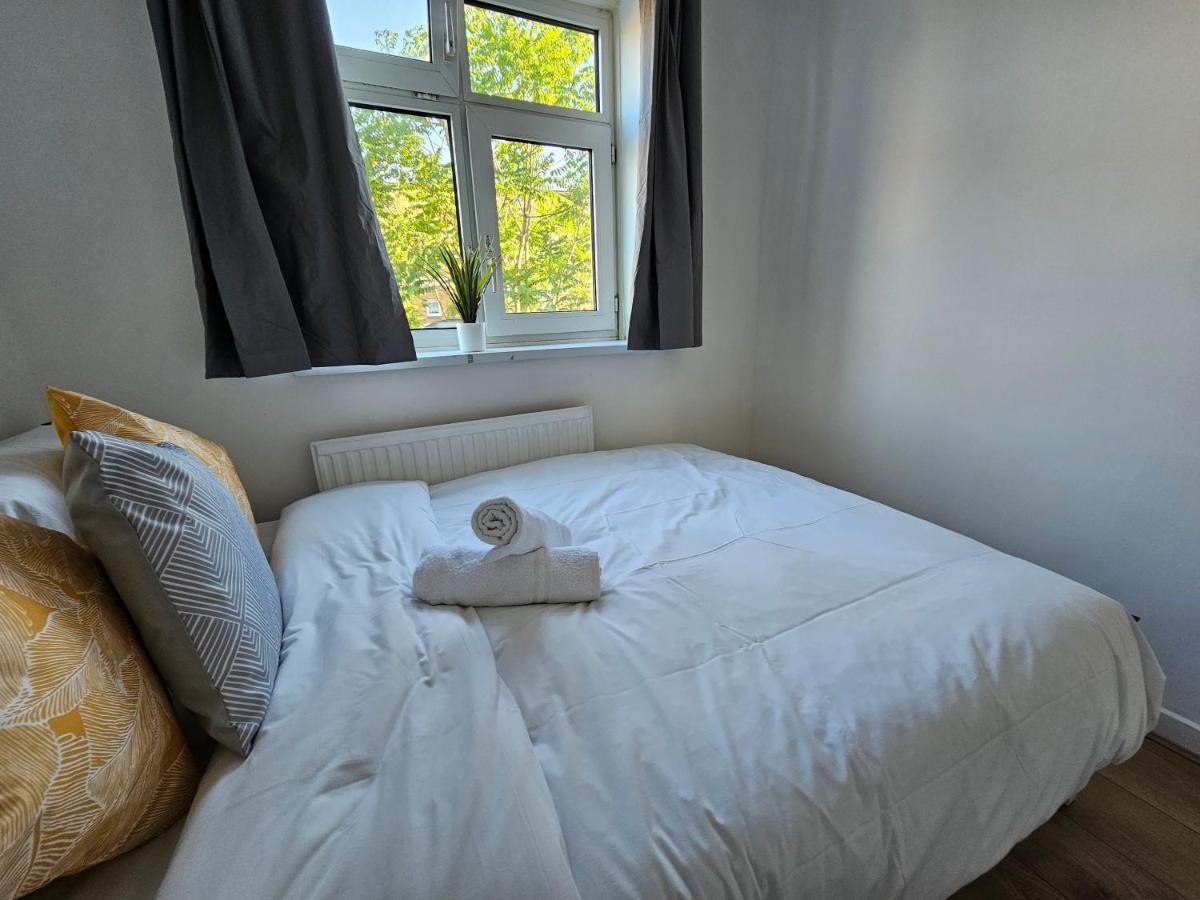 Towerhill Rooms Лондон Экстерьер фото