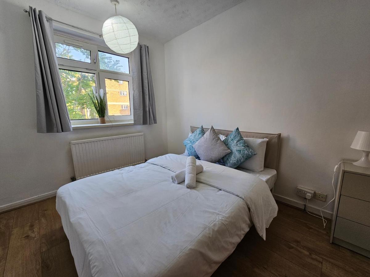 Towerhill Rooms Лондон Экстерьер фото